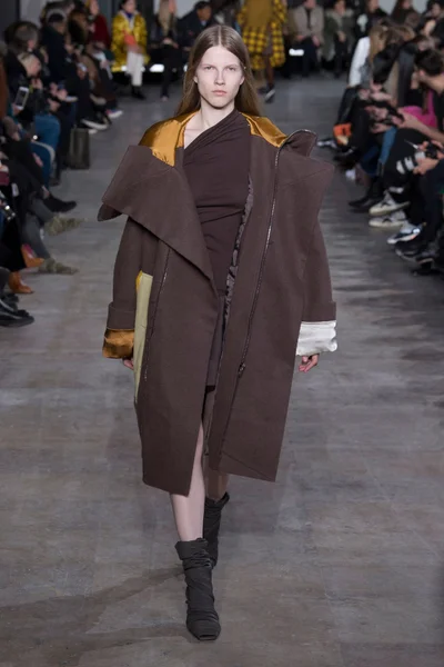 Look 36